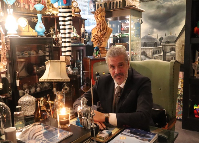 Nisantaschi sahibi omer seval