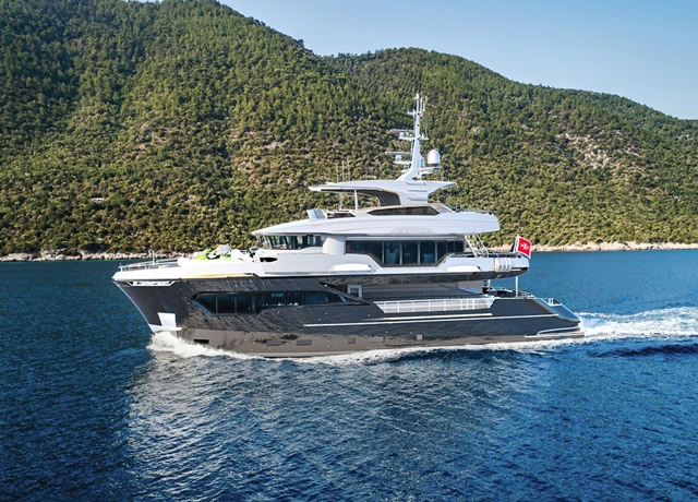 ava yachts my infinity nine