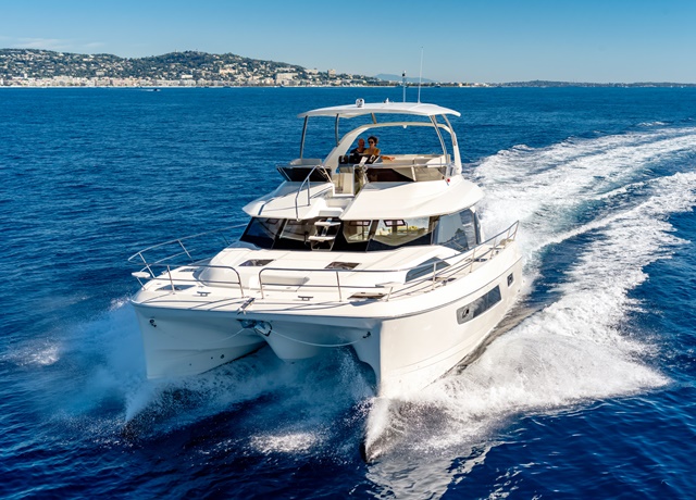 Aquila 44 dis tasarim