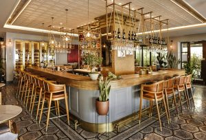 39 kalamis marina bar kokteyl bar 300x205 1