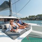 sam sailing tekne kiralama rotalari mavi yolculuk katamaran yelkenli