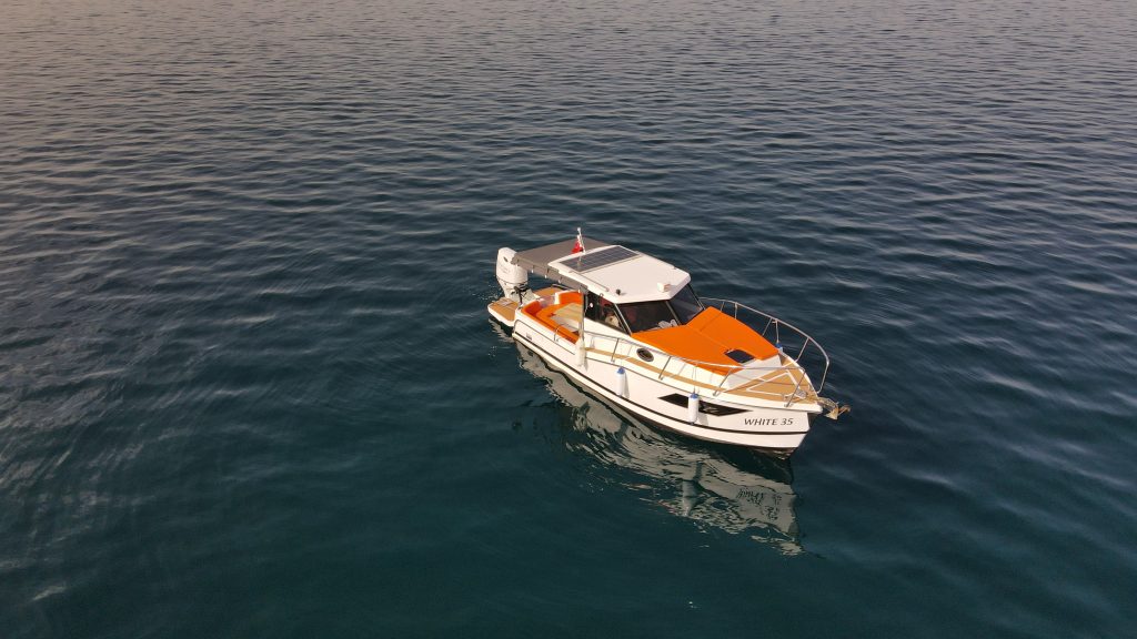 mistral yatcilik 3